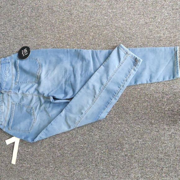 NWT One 5 One skinny high rise stretch jeans - Picture 5 of 5